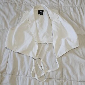 Zara White Top with Black Label